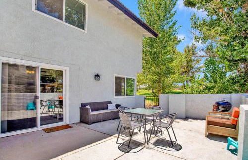 High Desert Dream on the Fairway WiFi Smart TVs - Foto 3