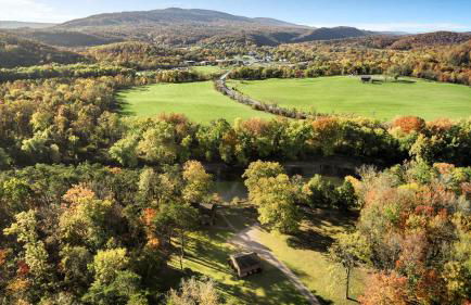 Riverfront Log Cabin w Fireplace Grill & Fire Pit - Foto 43