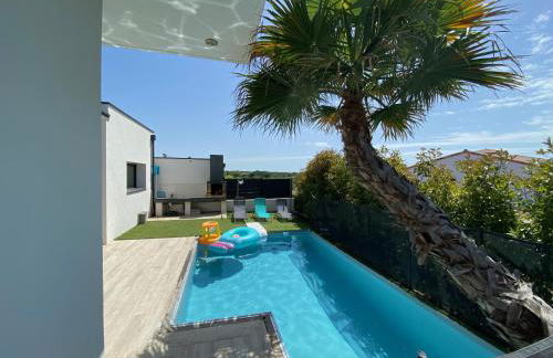 Superbe villa plain-pied avec piscine - Foto 1