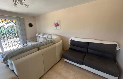 Villa Oregano Oasis Stunning Villa with own heated pool - Foto 39