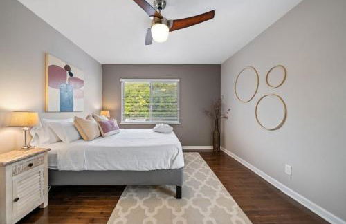 Classy 2BR Condo Near City Centre - OTR, UC, Zoo - Foto 5