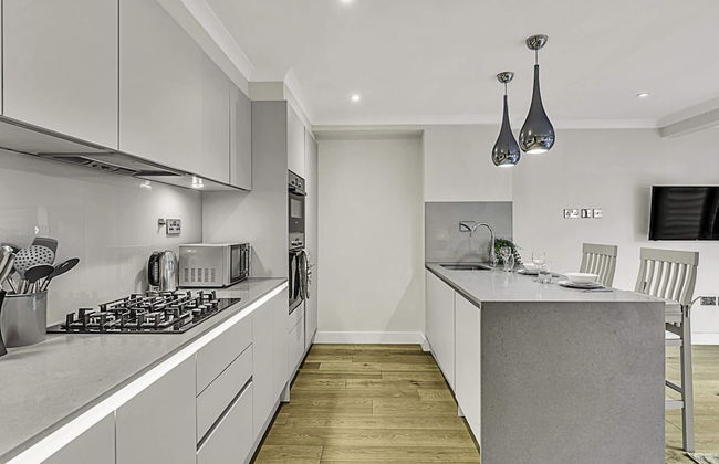 Chic and Contemporary Retreat in Brentford - Foto 7