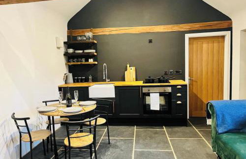 Torworth - 1 Bed Barn - Sleeps 3 - Hot Tub - Foto 8