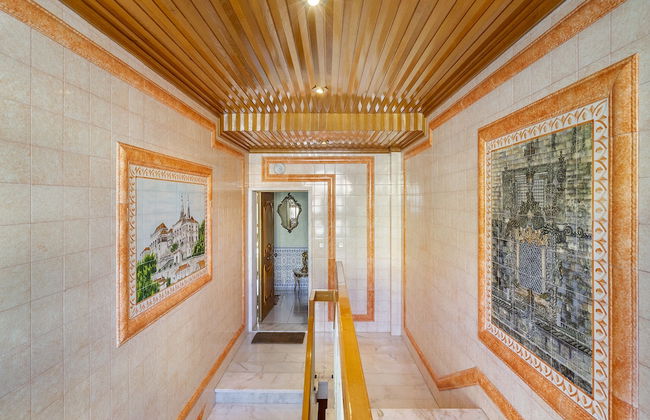 Perfect Family Hideout Residence W/Ac & 4Br + 5Ba - Photo 2