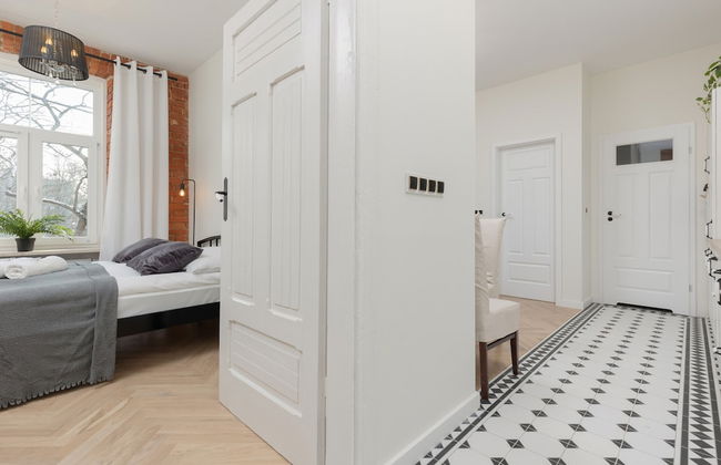 Warsaw Pruszków Apartment by Renters - Photo 3