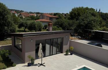 Villa Vida, Medulin - Bazen i jacuzzi - Foto 13