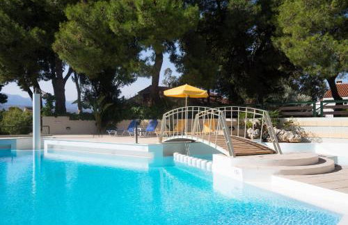 Villa Pefki - Foto 17