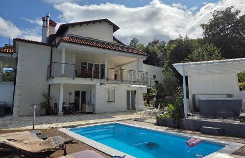 Apartment für 4 Personen mit Jacuzzi und Pool - Foto 17