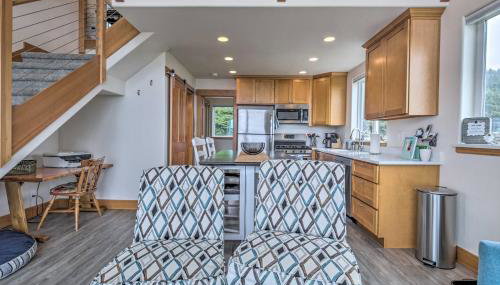 Yachats Gem with Private Balcony and Ocean Views! - Foto 5