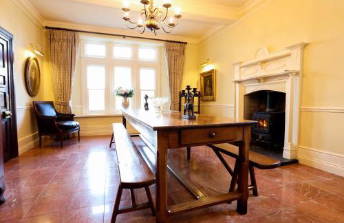 Ridge Hall - Photo 25