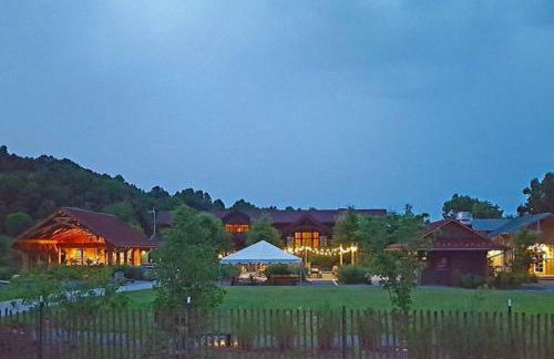 Stoney Creek Cottage Wintergreen w EV Charger - Foto 92