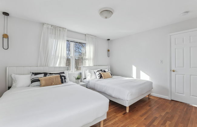 Luxury NY Home with Free Parking - Foto 2