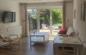 Adorable One-Bedroom Flat With Patio Garden. - Foto 19