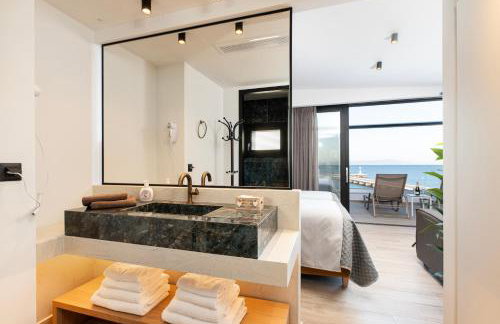 SoleLuna 2-On the Beach-Hot Tub-Smart Home - Photo 31