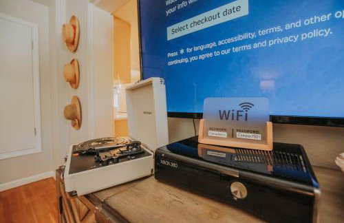 Cowboy Den-Private Hot Tub-Game Room-Pet Friendly-No Pet Fees! - Foto 15