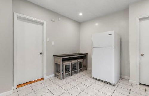 Tufts 3-Bed 2-Office Home with Laundry - Foto 19