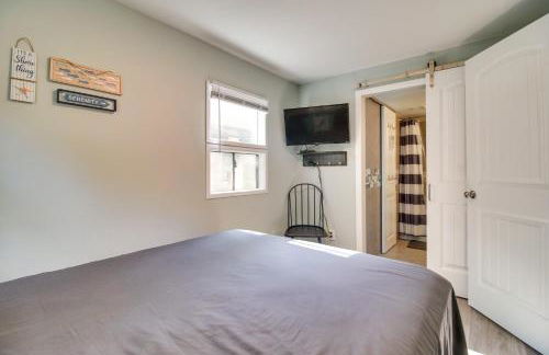 Deck and Dock Access Lakefront Grove Cabin! - Foto 16