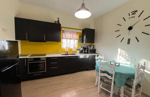 Vivian Philoxenia - Foto 20