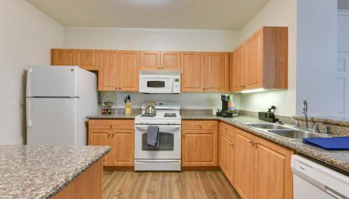 Spacious, Comfortable, and Central Condo - Foto 5