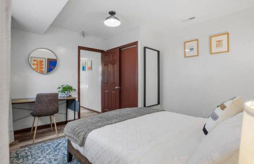 Renovated 6BR 2BA AC home and Game Room - Foto 11