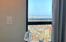 (1406) Studio Elegante com Vista Mar - Foto 15