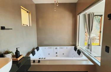 Recanto do Tabuleiro chalé com hidro, lareira, churrasqueira e cozinha perto de floripa - Photo 36