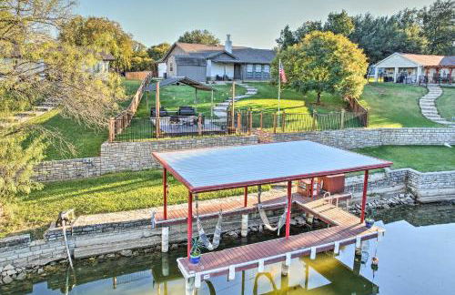 Granbury Home with Lake Granbury Access and Dock! - Foto 1