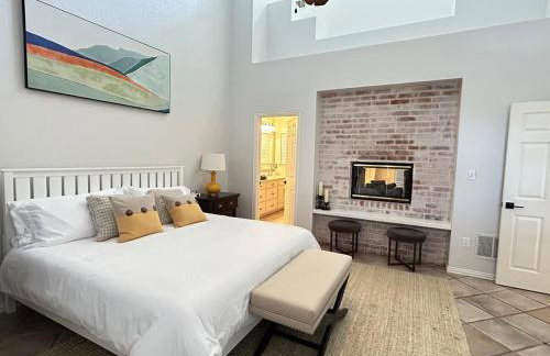 Serene Lakefront Retreat with Scenic Views - Foto 19