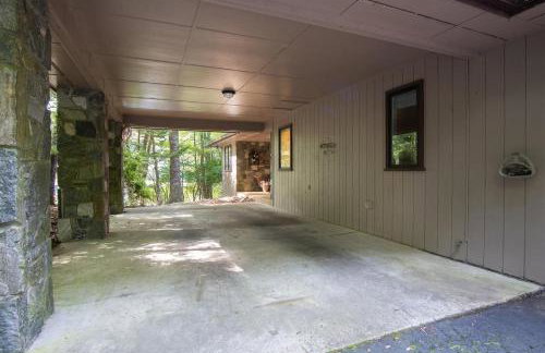 Connestee Lakefront Retreat · Lakefront Retreat in Connestee Fal - Foto 27