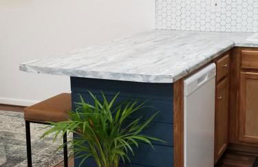 Cozy Spacious Cottage with deck and grill - Foto 4