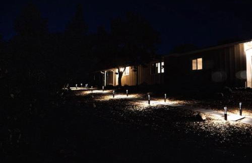 Pool! Quite, Private, remodeled home on the hill - Foto 14