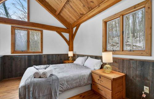 Cozy Mountain Retreat with Hot Tub & Fire Pit - Foto 38