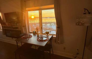 Pet friendly waterfront condo - Foto 9