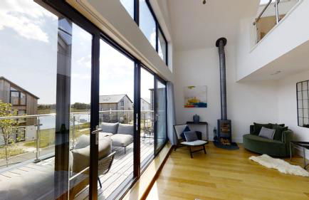 Lakeside property with spa access on a nature reserve Beaumont Village 25 BV25 - Photo 7