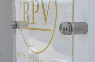 Rafina's PARADISE VIEW!!Walking access to the Port!!! Amazing Seaview!!!Steps from the Beach, 2 min walk!!WIFI 300Mbps! The Lux Seaside Retreat! - Foto 23