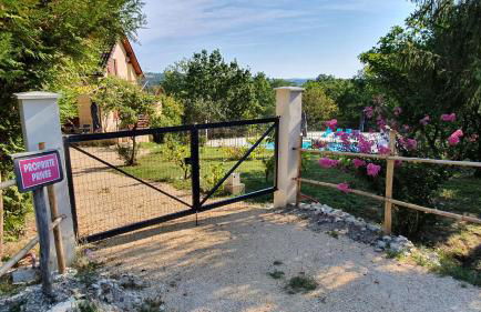 Grand Gite La Salamandre Proche Sarlat de 1 à 10 personnes - Foto 14