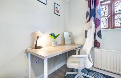 Spacious & Modern 2 Bed sleeps 5 in Walthamstow - Foto 8