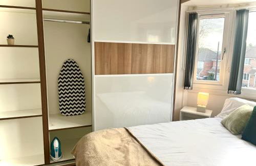 Stunning 3 Bedroom House Near Birmingham Airport and NEC - Foto 5