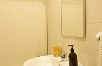 La Bodega del Mar - Luminoso y céntrico apto con piscina en verano y parking - Foto 71