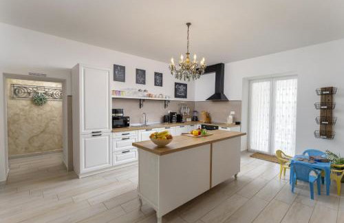 Villa Batelica with large garden, kids playground and private pool - Foto 21