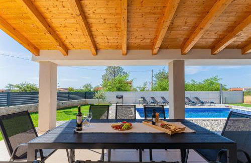 Villa Zani in Loborika - Haus für 6-7 Personen - Foto 15