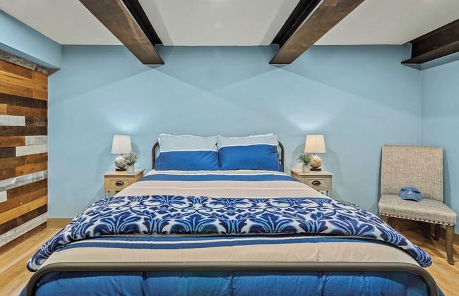 The Bigwood Cabin by Avantstay Hot Tub, Firepit, Pool Table, Private Yard - Photo 55