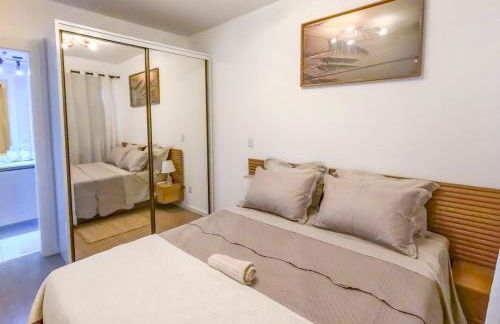 Gleba com ar-condicionado na sala e quarto, sacada e piscina - Foto 13