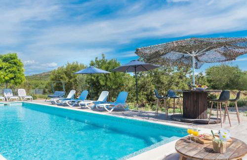 Cozy and Chic Little House with Pool Ivinj - 3 - Foto 19