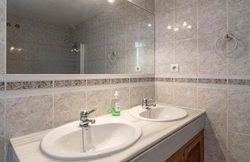 Andalusian Elegance apartment in El Paraiso with 360 views over Sea and Mountains - Photo 49