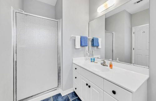 The Spyglass a 5 bed 3 bath house that sleeps 14 and just 67 steps from the beach - Foto 72