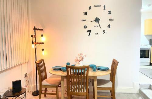 Cosy Prenton home near Tranmere Club and Liverpool - Foto 8