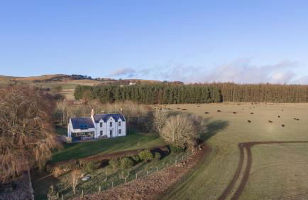 Greenmyre Farmhouse with Hot Tub - Foto 8