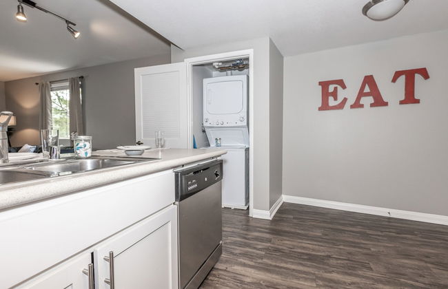 Resort Style Condo 220MV - Photo 5