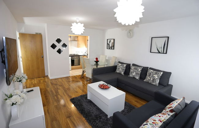 2 bed Riverview Bridge House Apartment - Foto 1